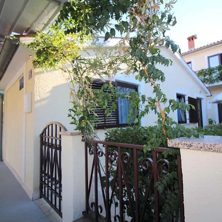 In Porec/istrien 9921 Apartment *