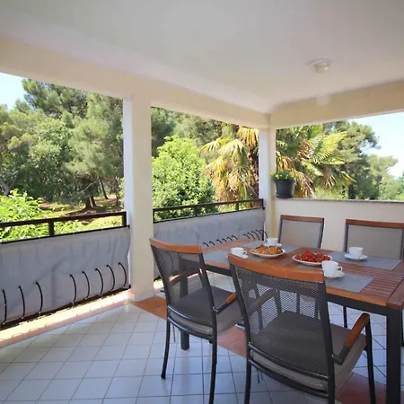 In Porec/istrien 9921 Apartment *
