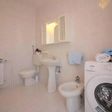 Apartment In Porec/istrien 9921 Porec
