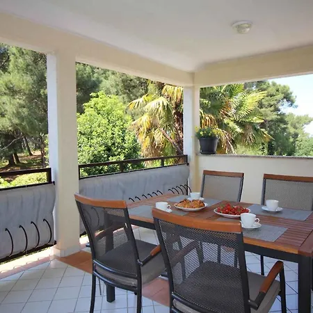 In Porec/istrien 9921 Apartment *